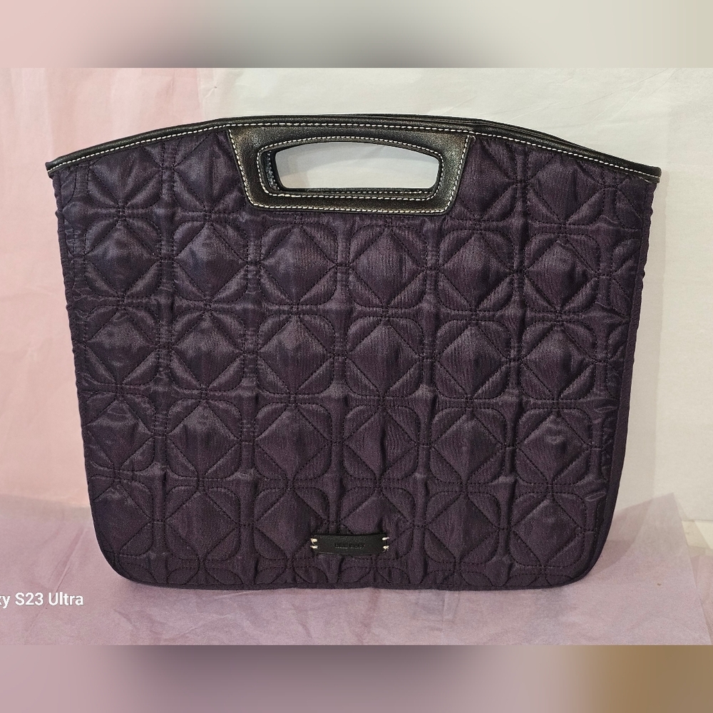 Vintage Nine West Quilted Queen Clutch Purse- EUC